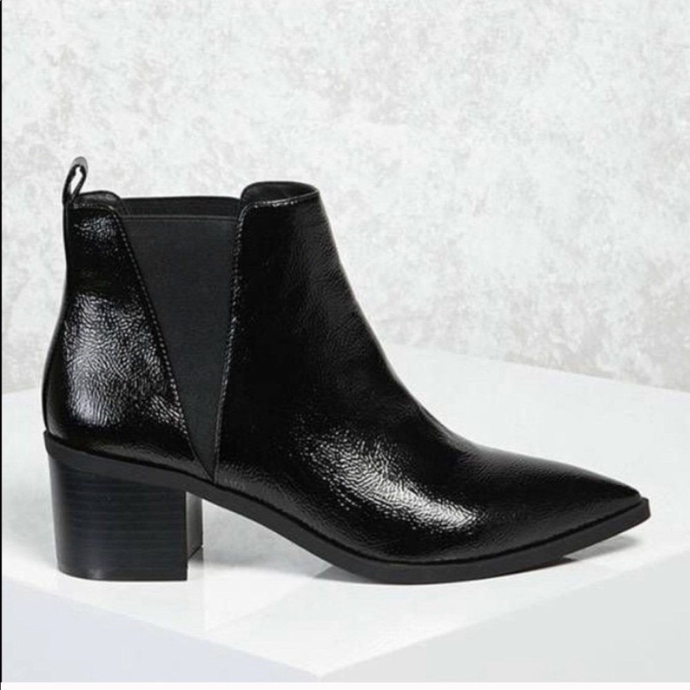 Faux leather Chelsea bootie